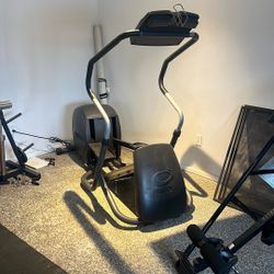 Precor EFX 5.21si elliptical trainer