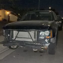 2013 Chevy Suburban (Mechanics Special )