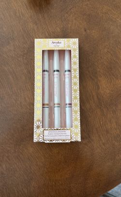 Awake By Tarte Shadow smudge & Liner Trio