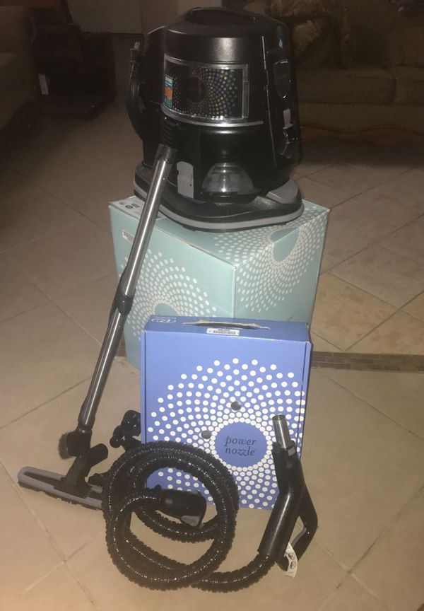 Rainbow water based Vacuum for Sale in Houston, TX OfferUp