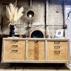 !!SOLD!! Original Mid Century Dresser / Sideboard