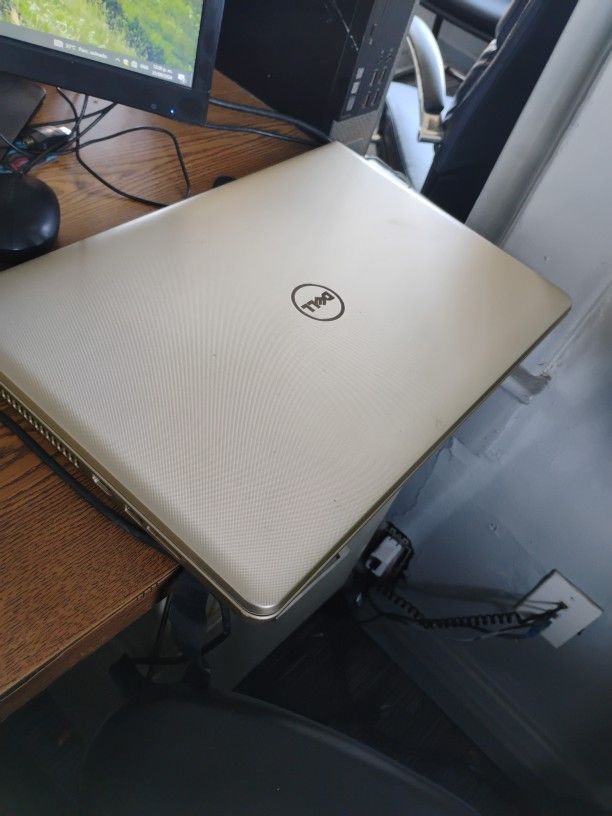 17'' Dell Laptop Inspiration