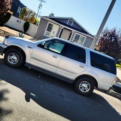 2002 Ford Expedition