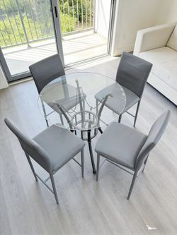 Dining Table with 4 Chairs