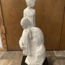 Vintage Austin statue 