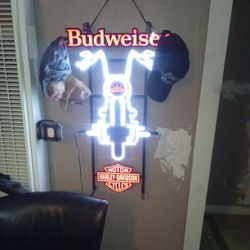 Budweiser Neon Harley Davidson Bar Light