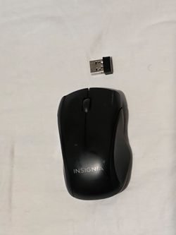 Insignia Wireless Mouse with USB Dongle