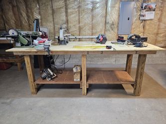 Workshop  table 8ftx 3ft x 37" high,