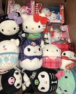 NEW: 8” Plaid Hello Kitty Squad found on Bemine Collections