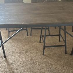 Table and chairs Set