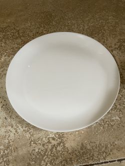 18 Dinner Plates Excellent Condishon Each 2 Dollar Pick Up Raseda And Vanowen 