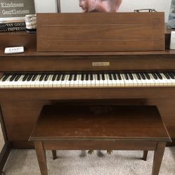 Baldwin Piano