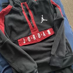 Boys Fleece Black And Red Jordan jogger Set Size M