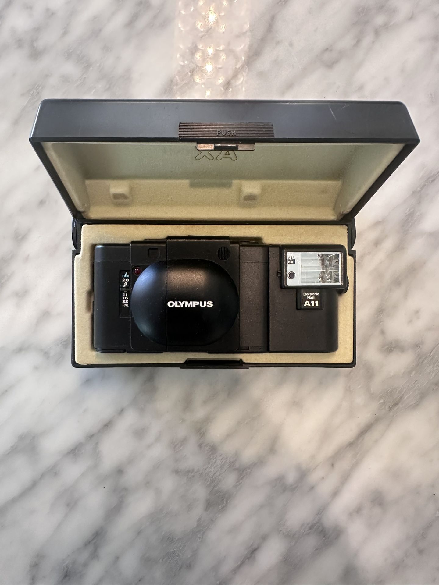 Olympus XA2 35mm Film Camera Point & Shoot Flash A11 Black