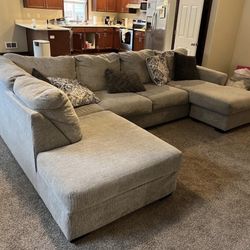 Sectional Couch 