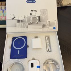 Apple iPhone Accessory Gift Pack 
