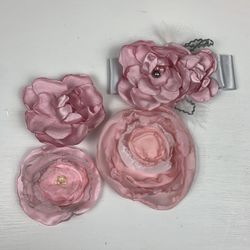5 Light Pink Flowers