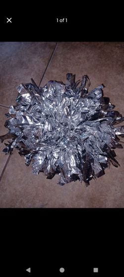 Silver Metallic Cheerleading Pom-Pom 17"