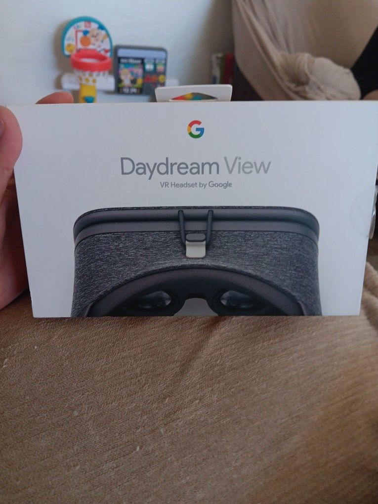Daydream View VRHeadset By Google