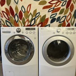 LG Washer And Dryer Laundry 