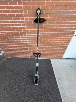 EGO POWER+ ST1520S brushless Weedeater/trimmer bare tool only. Used in garage condition. Bring a battery to test.