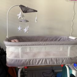Vibrating Bassinet