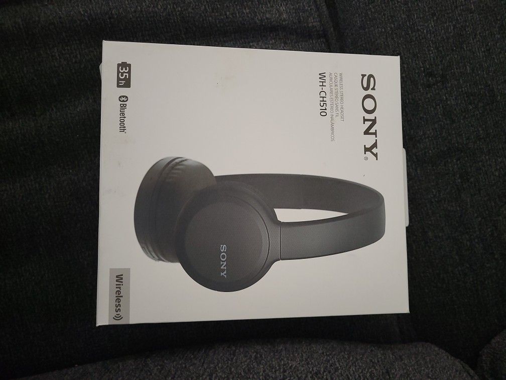 SONY WH-CH510 Wireless Headphones - Black  WHCH510 Valued 39.99!