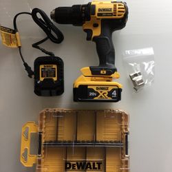 Dewalt 20volt Drilldriver Combo