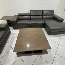 Beautiful Glossy Wood Middle Coffee Table Living Room Middle Center Piece With Side End Table Modern Contemporary 