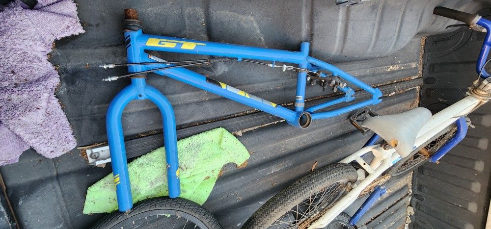 GT BMX FREESTYLE BIKES