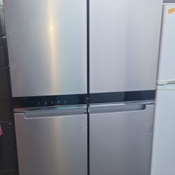 WHIRLPOOL ,FRENCH DOORS,APART. REFRIGERATOR. 