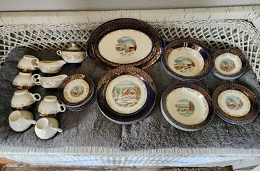 TAYLOR SMITH TAYLOR CHINA SET