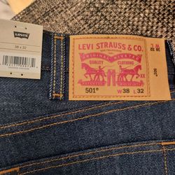 501 LEVI SHRINK-TO-FIT