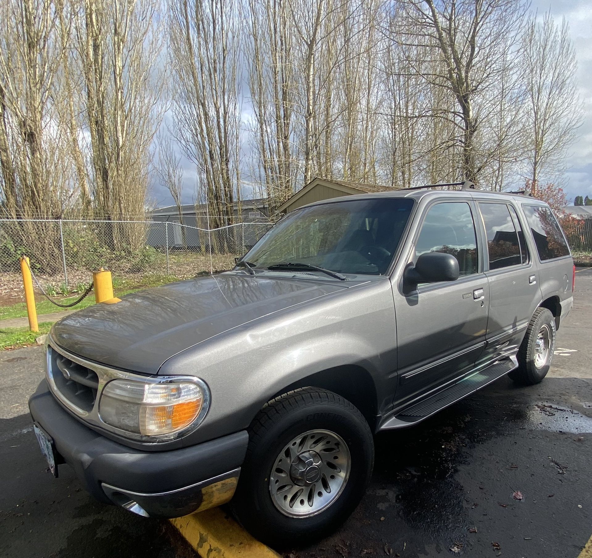 1999 Ford Explorer