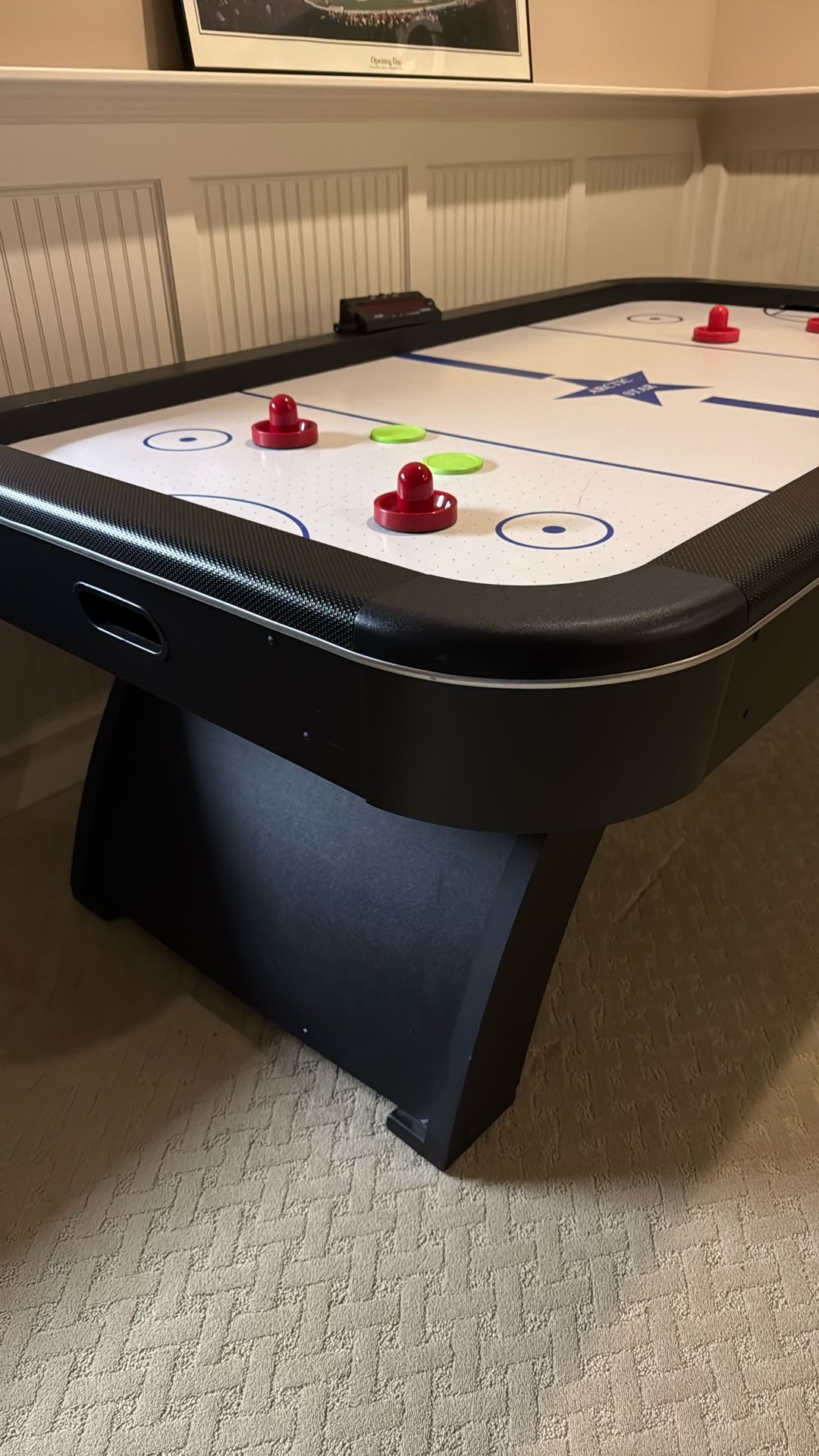 Air Hockey Table