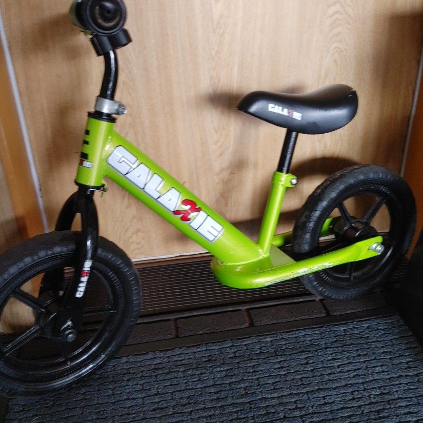 Galaxie balance bike hotsell