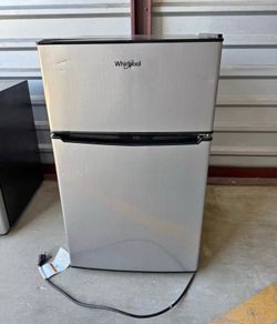 Whirlpool 3.1 cu.ft 2-Door Mini Fridge
