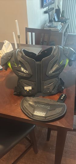 ProTec Razor Football Shoulder Pads Medium and Razor Back Plate