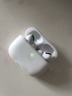 Airpods PRO 3 generations
