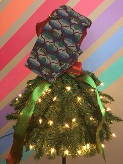 Lularoe Tall and Curvy Christmas Leggings