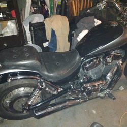 2002 Suzuki Intruder 1400 BS