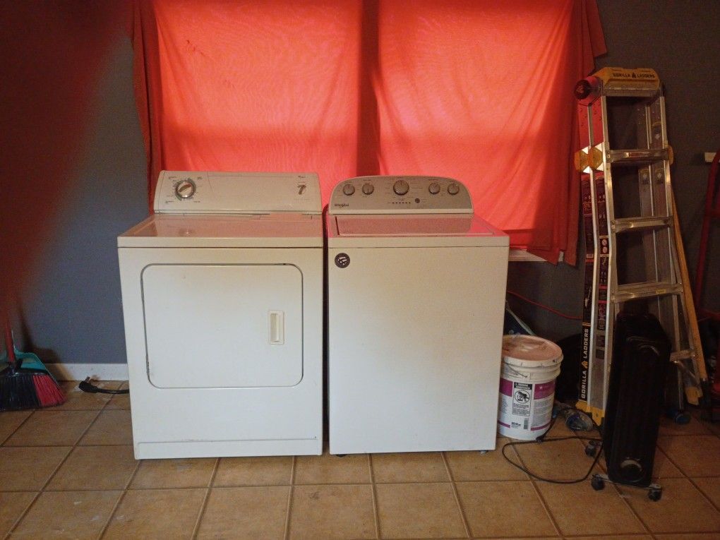 Whirlpool Dryer And Washer Set