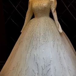 Wedding Dress Size Small-medium 