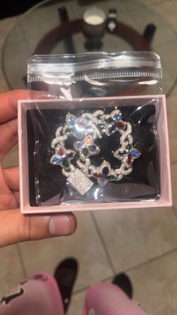 Clover Bust down Bracelet 7in