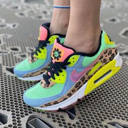 women  Nike shoes  Custom 