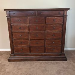 14 Drawer Dresser .size: L—61-1/2” X W—20”x H—53”