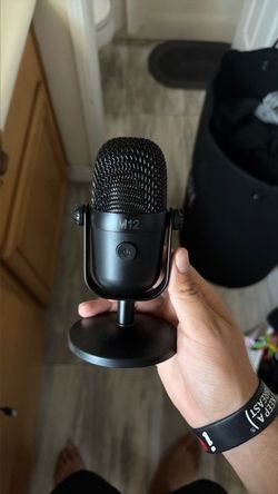 Microphone