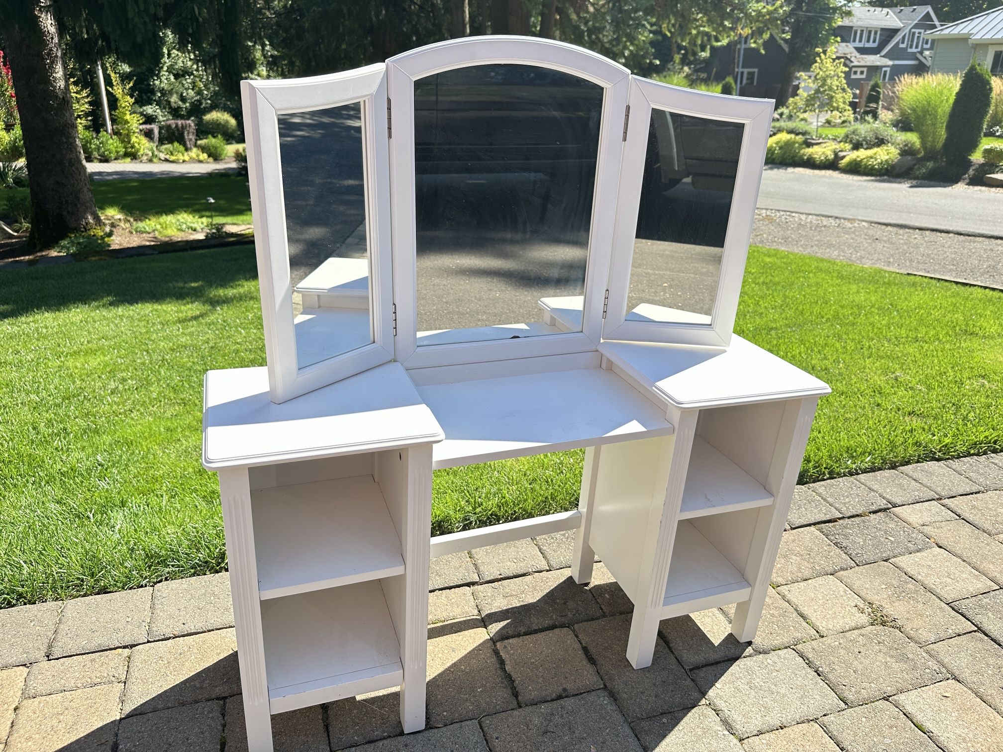 Pottery Barn Makeup Vanity Desk With Storage