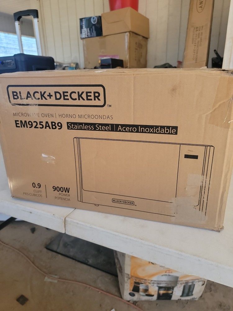 Black +Decker Microwave Oven Stainless Steel O.9 Cu.ft 900w