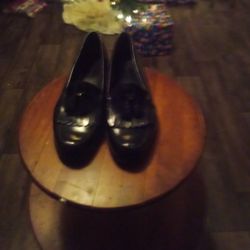 Black Shoes